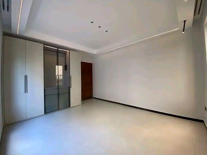 60 bedroom apartment for rent